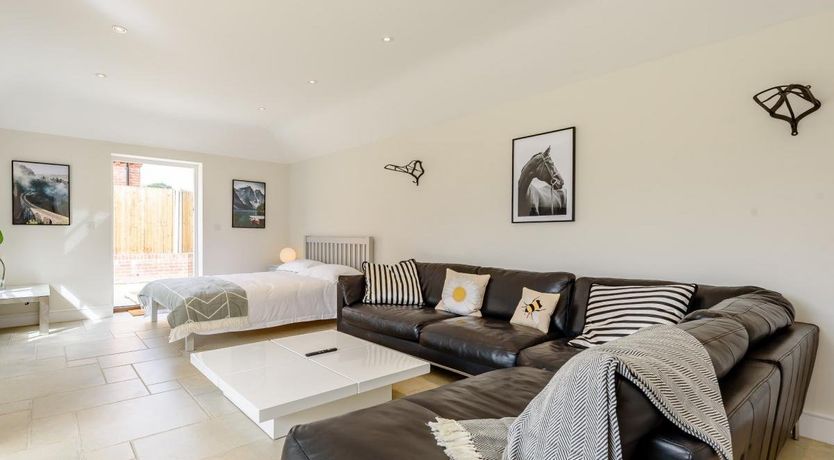 Photo of 1 Bed in Lawford