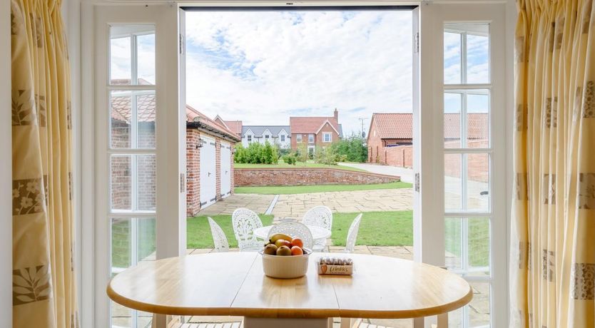 Photo of 1 Bed in Manningtree