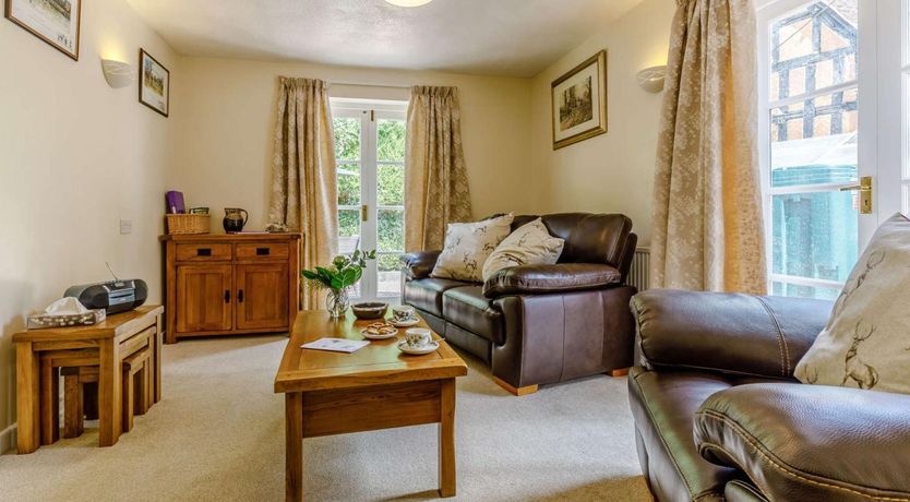 Photo of 2 Bed in Tewkesbury