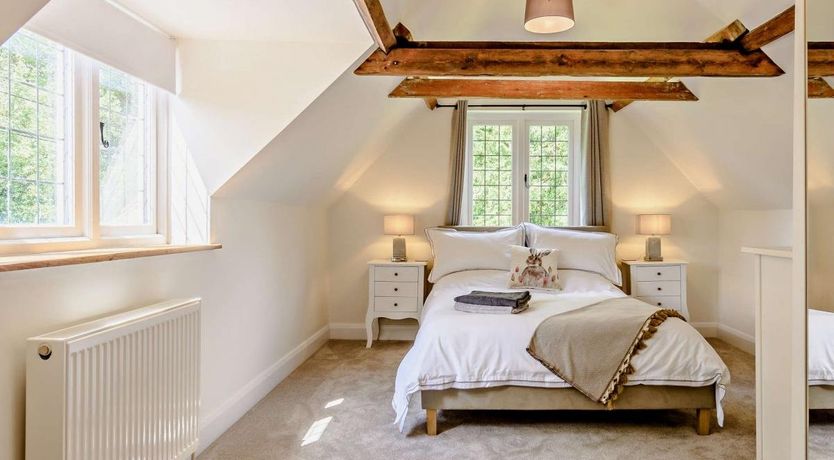 Photo of 4 Bed in Ockley