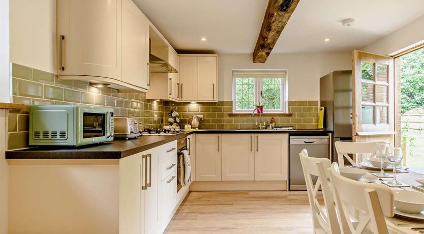 Photo of 4 Bed in Ockley