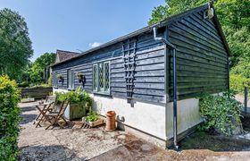 Photo of cottage-in-kent-8