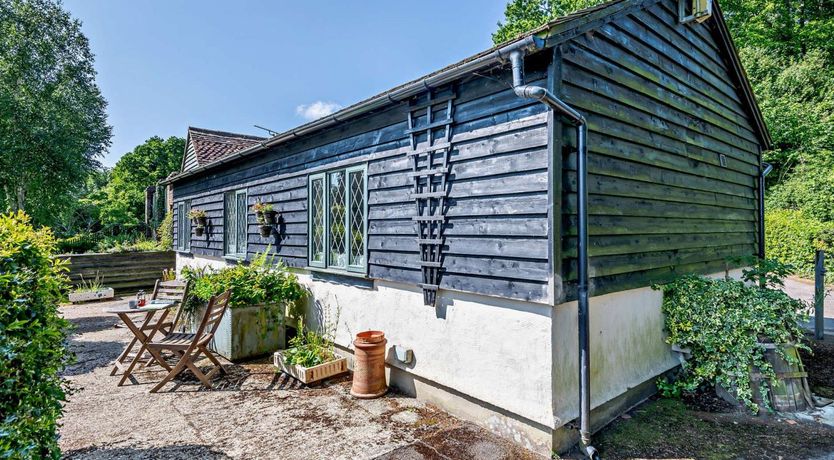 Photo of 1 Bed in Tunbridge Wells