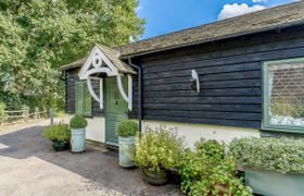 Photo of cottage-in-kent-8