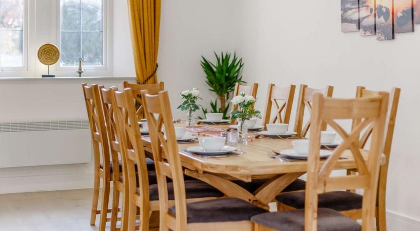 Photo of 4 Bed in Bolton