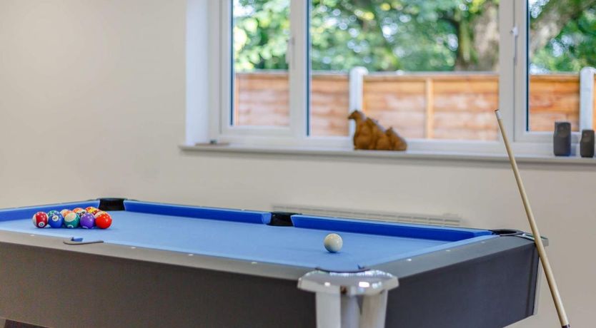 Photo of 4 Bed in Bolton