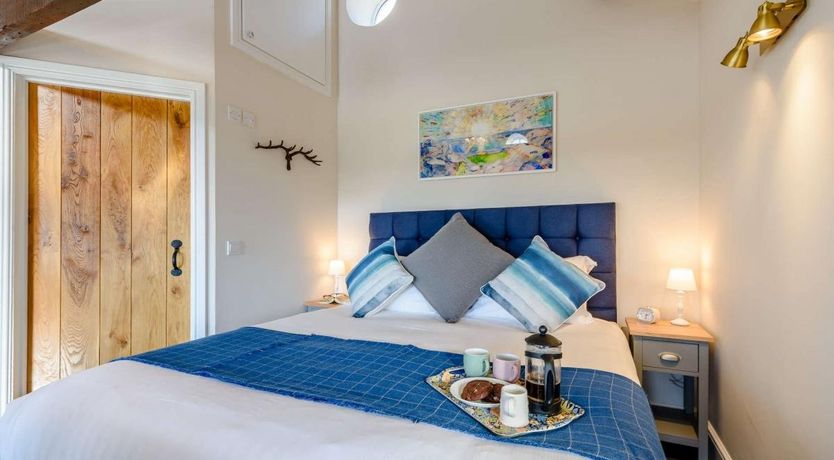 Photo of 1 Bed in Challacombe