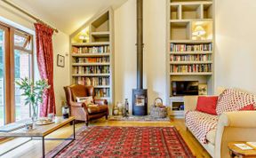 Photo of 3 Bed in Blakeney