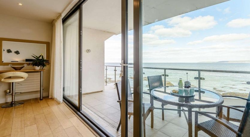 Photo of 3 Bed in Westward Ho