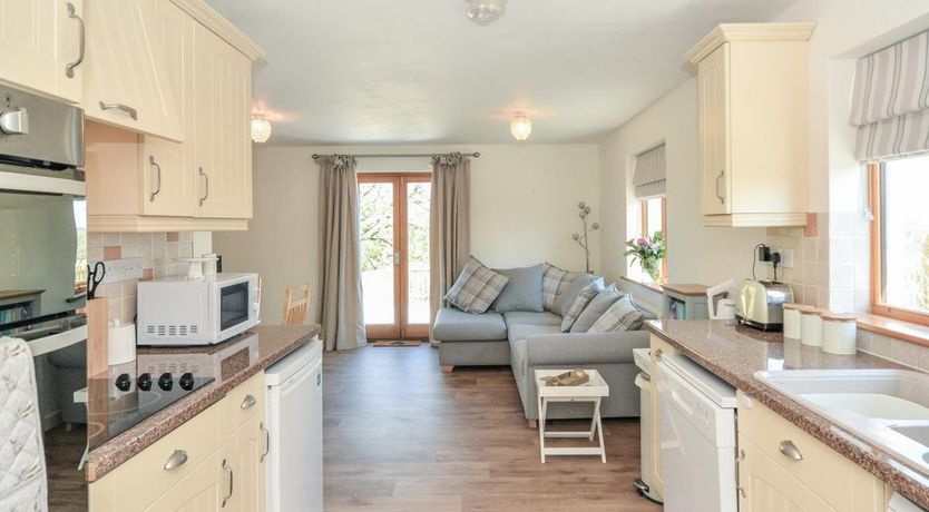 Photo of 2 Bed in Sutcombe