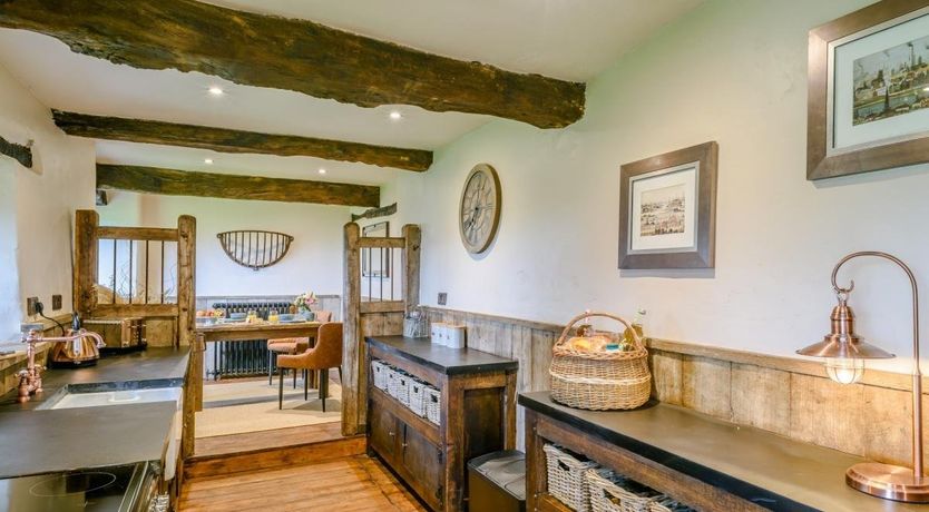 Photo of 1 Bed in Dolton