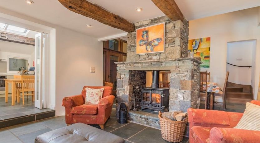 Photo of 4 Bed in Thornthwaite