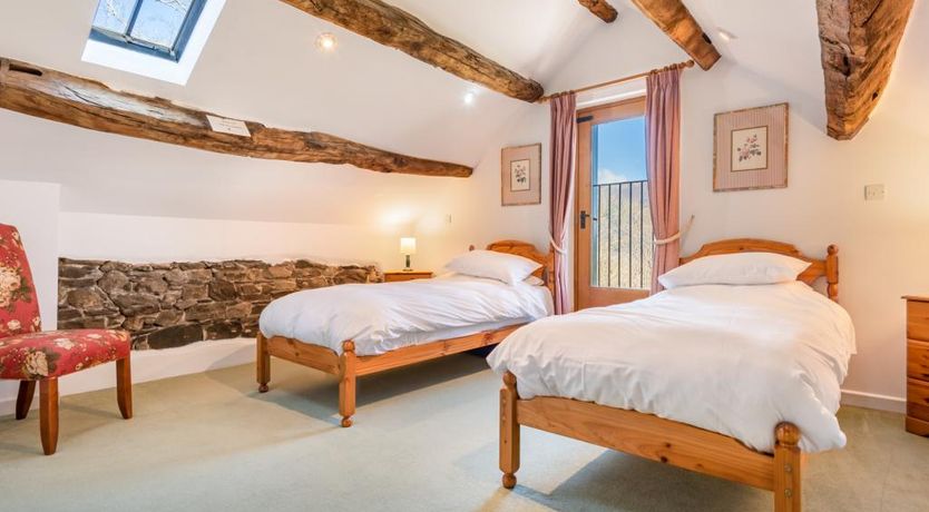 Photo of 4 Bed in Thornthwaite