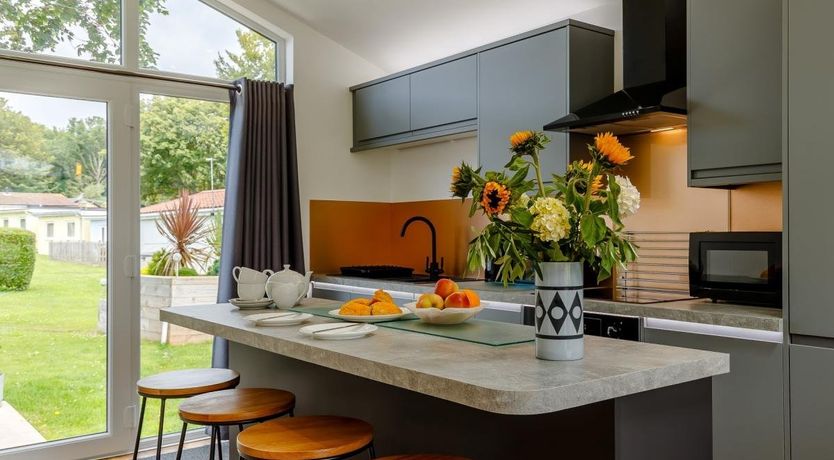 Photo of 2 Bed in Brixham