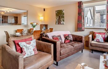 3 Bed in Brecon Apartment