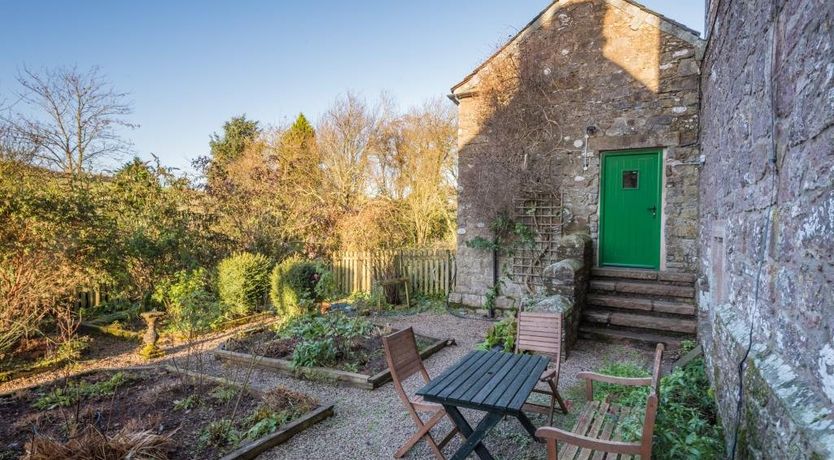 Photo of 2 Bed in Johnby