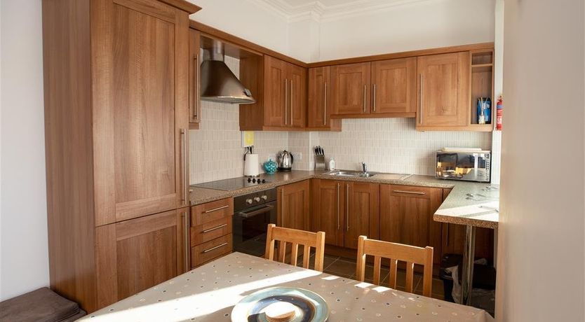 Photo of 2 Bed in Tenby