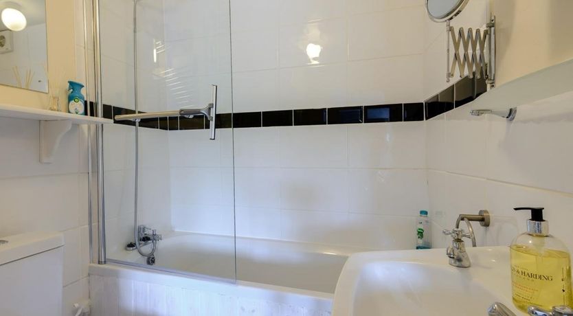 Photo of 1 Bed in Penrhyndeudraeth