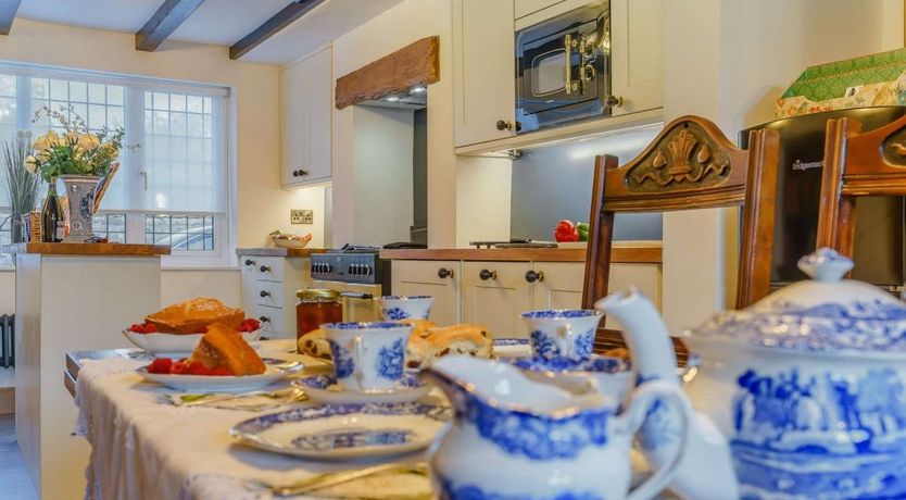 Photo of 3 Bed in Brompton