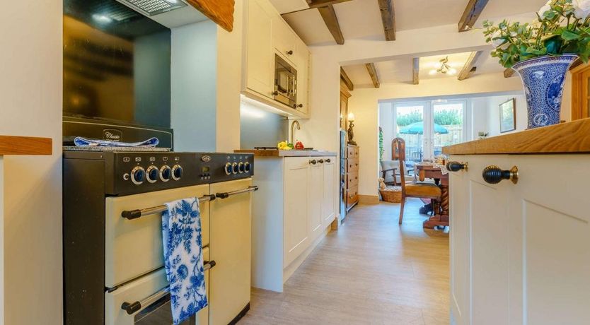 Photo of 3 Bed in Brompton