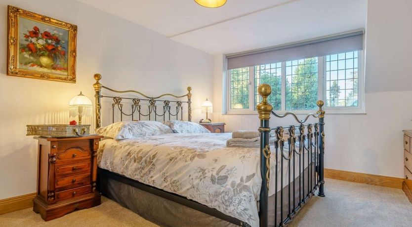 Photo of 3 Bed in Brompton