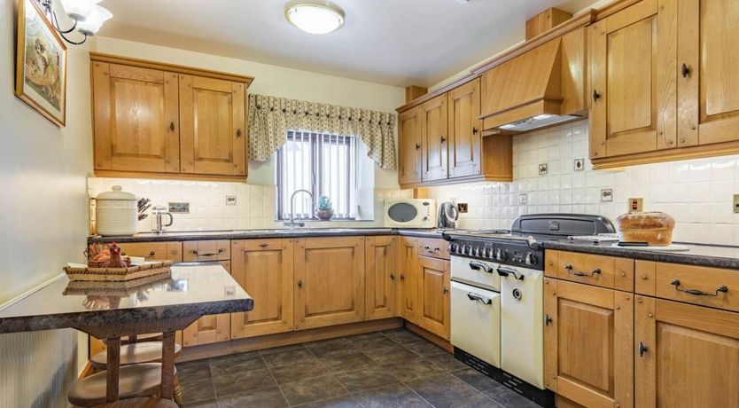 Photo of 2 Bed in Senni