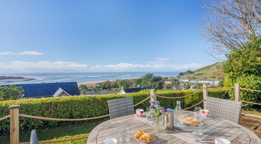 Photo of in Aberdovey (DY013)