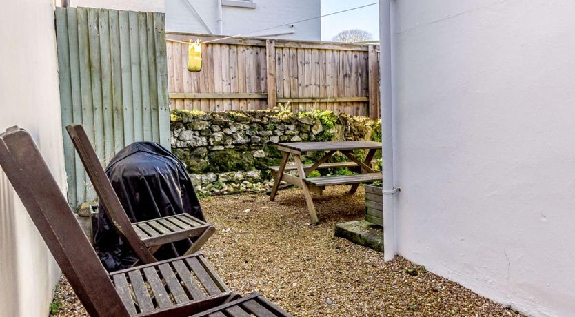 Photo of 3 Bed in Shanklin