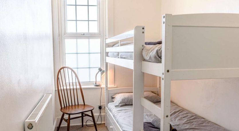 Photo of 3 Bed in Shanklin