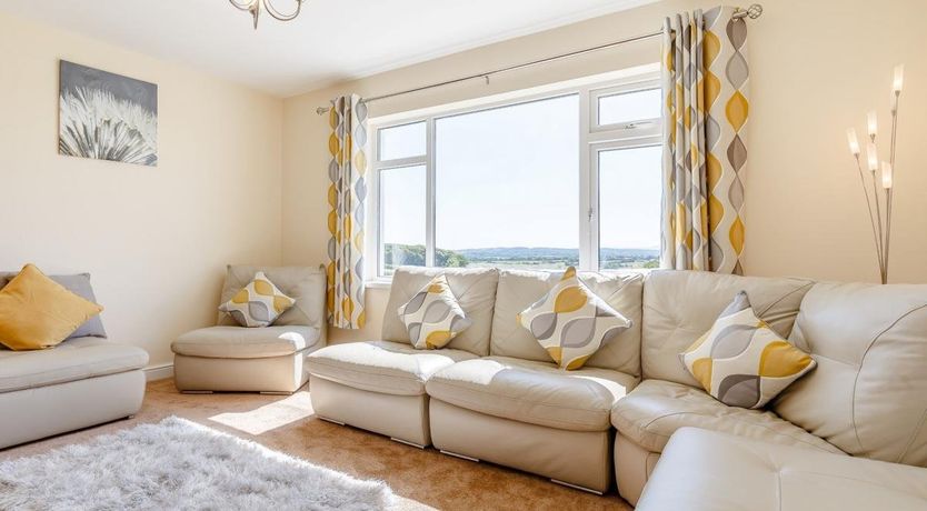 Photo of 3 Bed in Ashwater