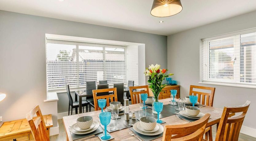 Photo of 5 Bed in Brough