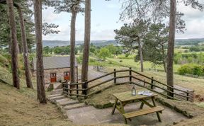 Photo of Cottage in Derbyshire