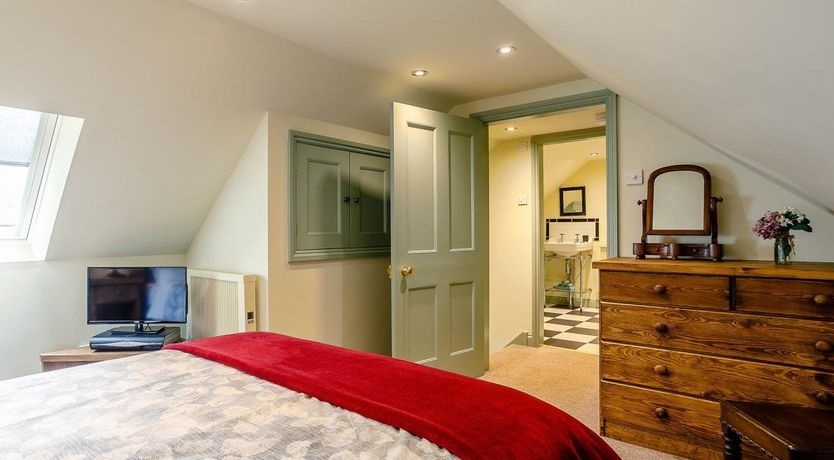 Photo of 1 Bed in Tansley