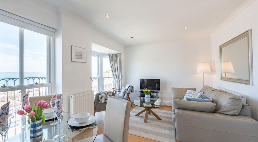 Photo of 2 Bed in Tenby