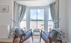 Photo of 2 Bed in Tenby