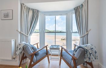 2 Bed in Tenby Apartment