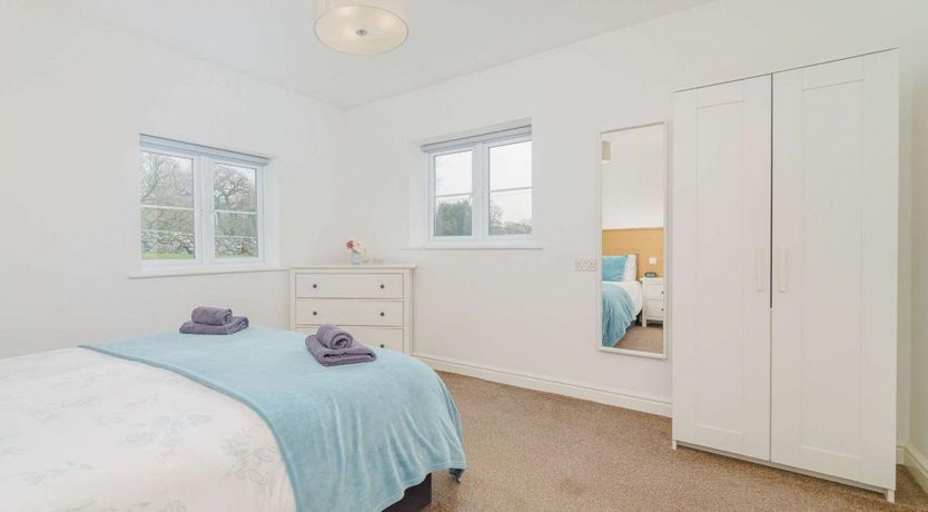 Photo of 1 Bed in Talybont