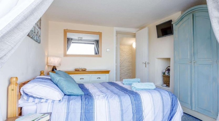 Photo of 4 Bed in Brixham