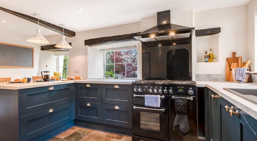 Photo of 4 Bed in Thornthwaite