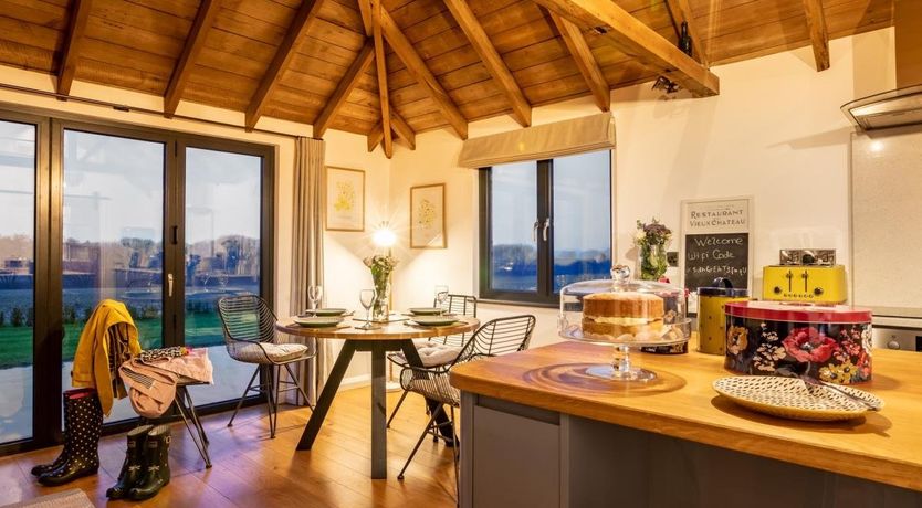 Photo of 2 Bed in Moreton Eye