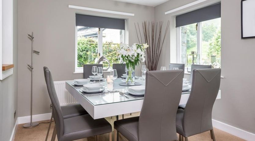 Photo of 4 Bed in Grange