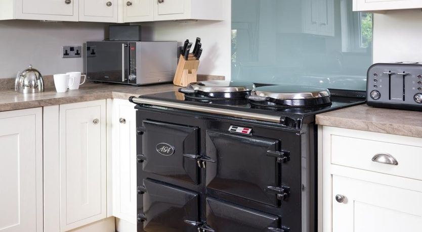 Photo of 4 Bed in Grange