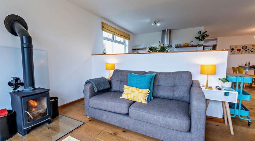 Photo of 2 Bed in Bude