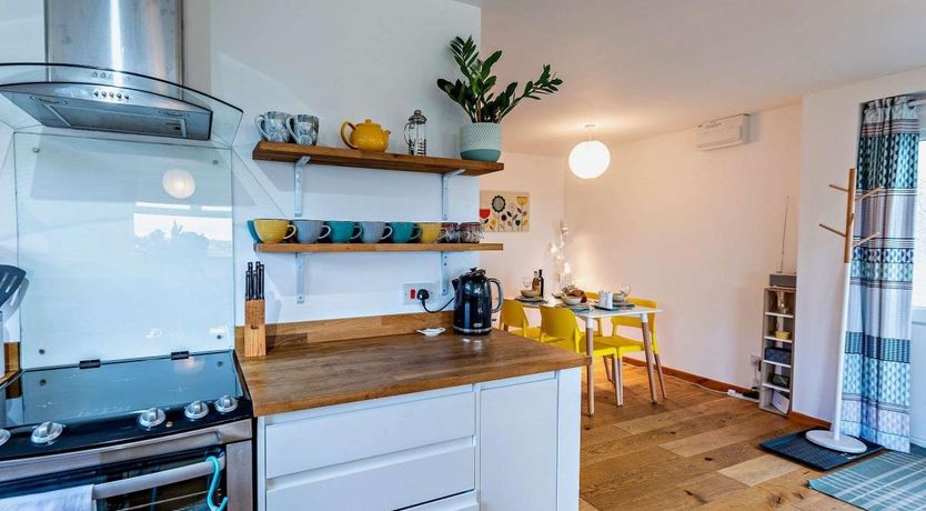 Photo of 2 Bed in Bude