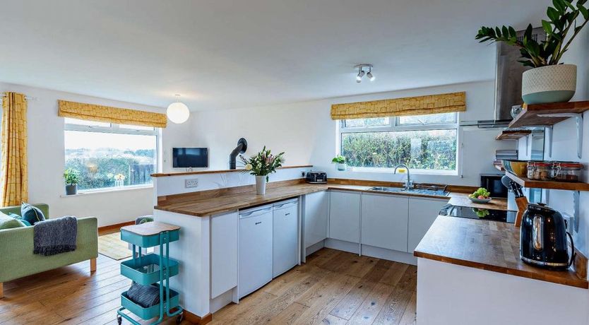 Photo of 2 Bed in Bude