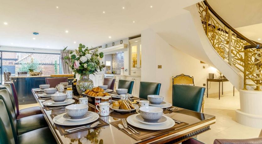 Photo of 3 Bed in Lound