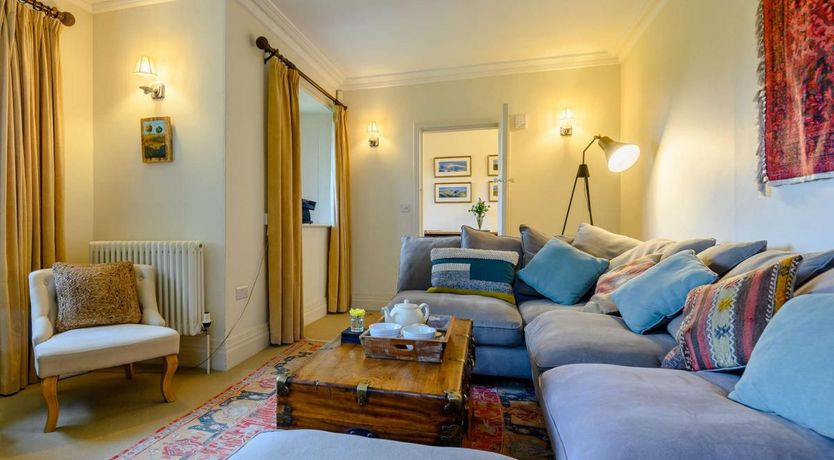 Photo of 4 Bed in Bwlch