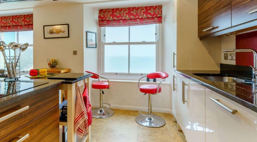 Photo of 3 Bed in Tenby