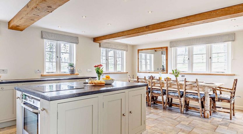 Photo of 4 Bed in Witheridge