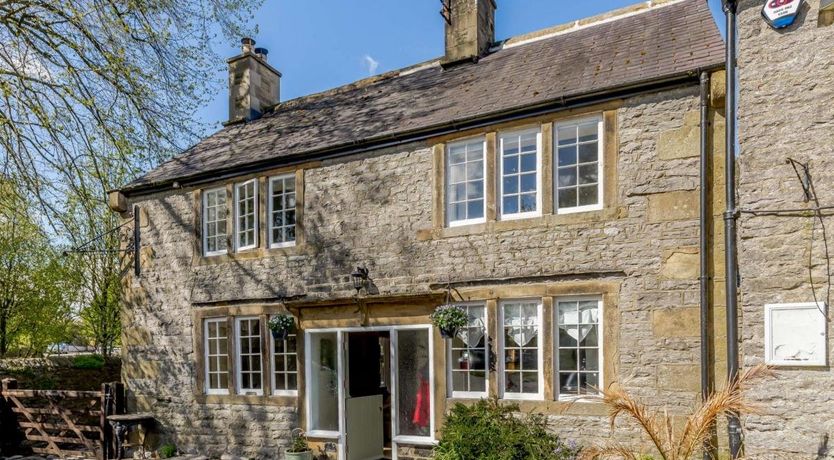 Photo of Cottage in Derbyshire